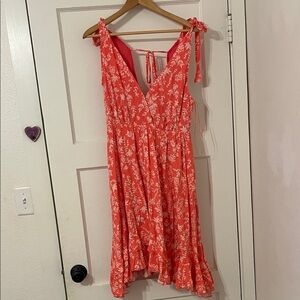 Chic Coral Floral Backless Dress
